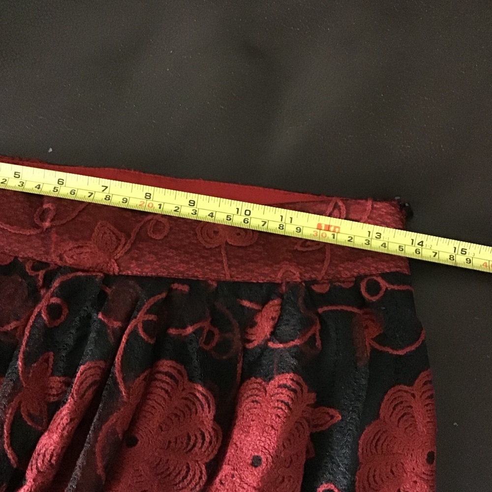 💥🔥Voodoo Vixen floral embroidery skirt🔥💥 - Picture 7 of 8